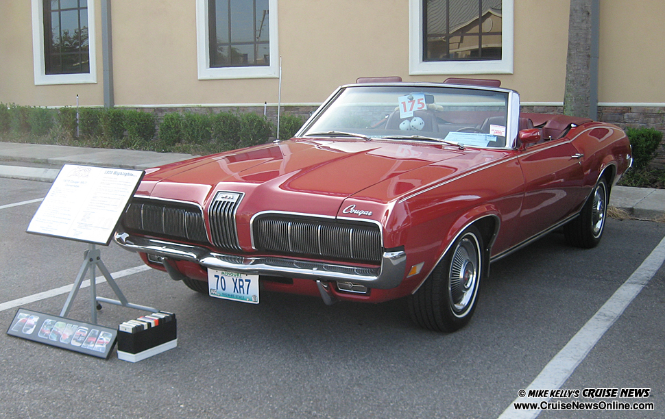 70 XR7 is the front Missouri license plate on this 1970 Mercury Cougar